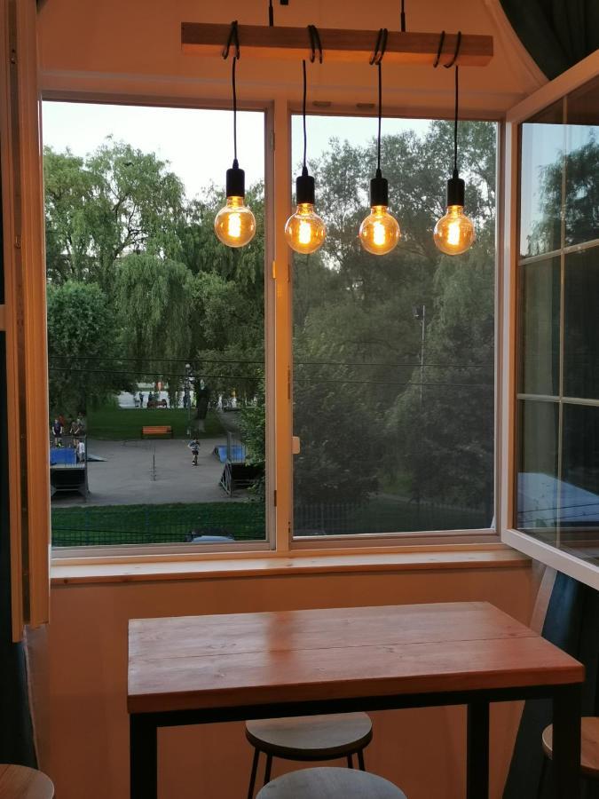 Central Park Studio Petroşani Extérieur photo